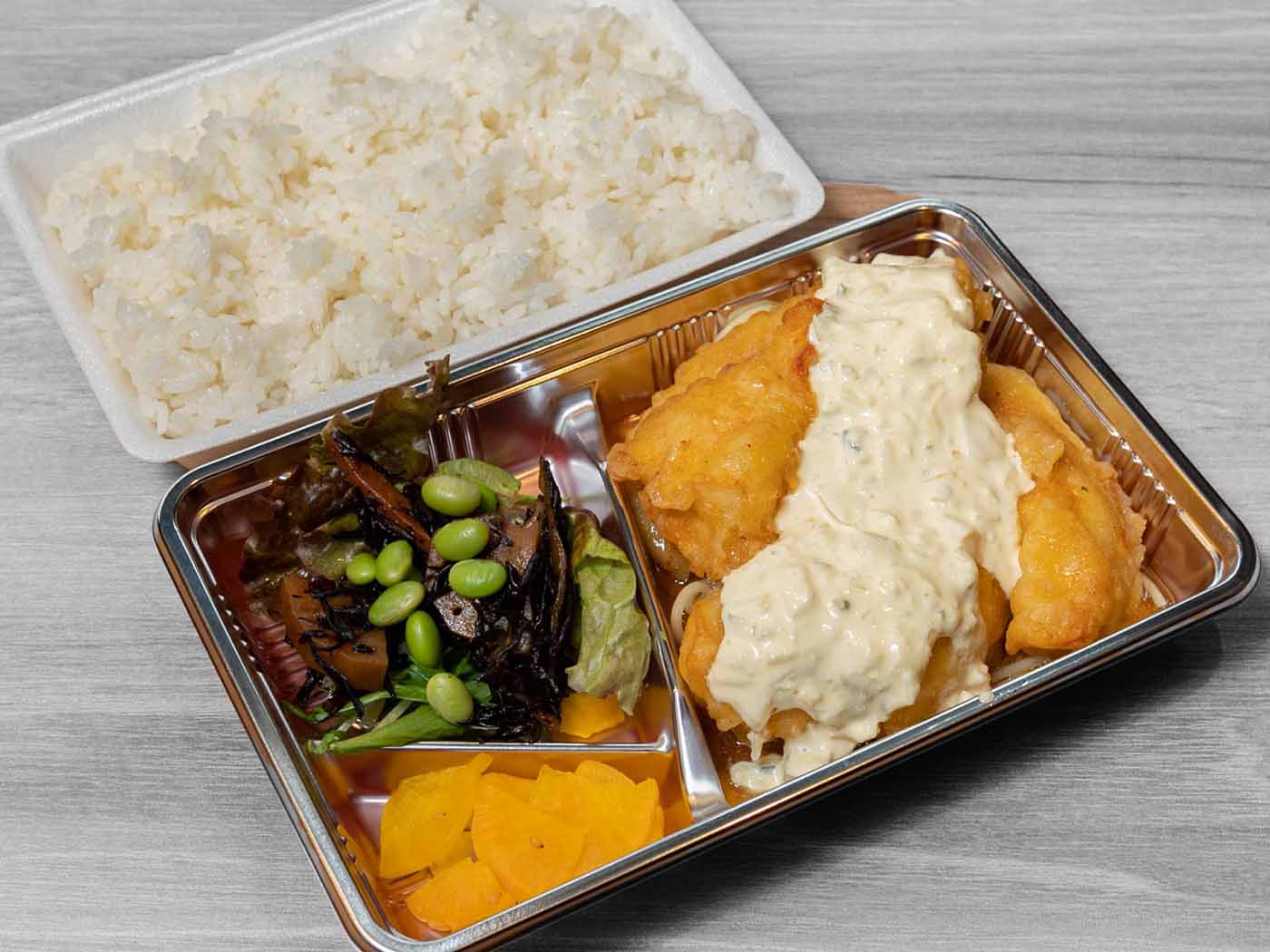 チキン南蛮(自家製タルタルのせ)弁当